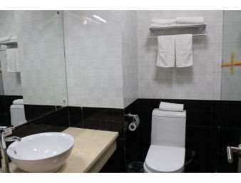 Super 8 By Wyndham Linyi Bus Terminal Hotel Habitación foto